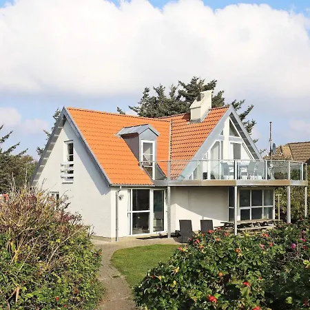 10 Person Holiday In Bl Vand Blåvand