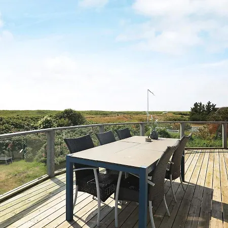10 Person Holiday In Bl Vand Blavand